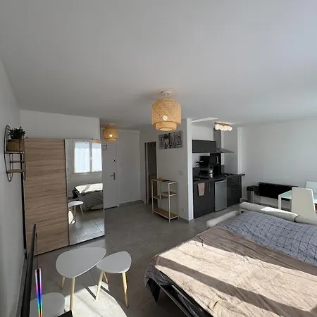 Apartment Cozy Parking Prive Centre